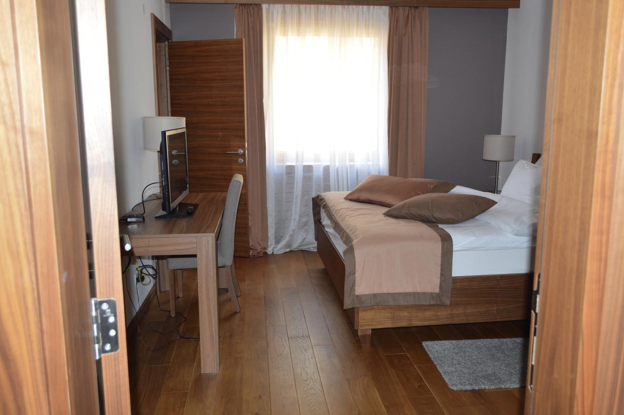 Apartments B&P Яхорина Екстер'єр фото